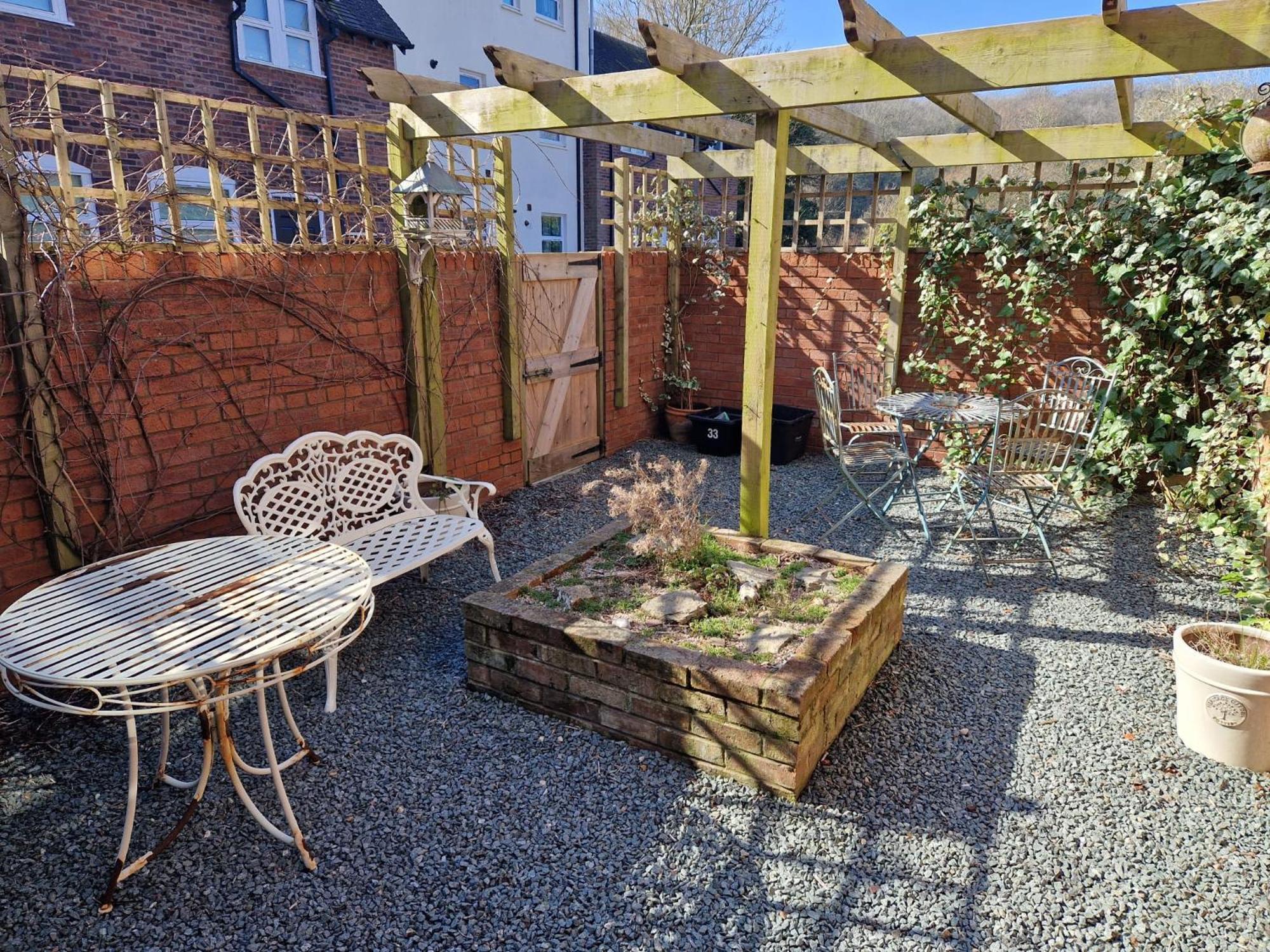 Ludlow - Linnet House - Well Presented Townhouse With Parking - Perfect Location For Exploring On Foot, Sleeps Up To 8 Guests - Hosted By Rentmyhouse Экстерьер фото
