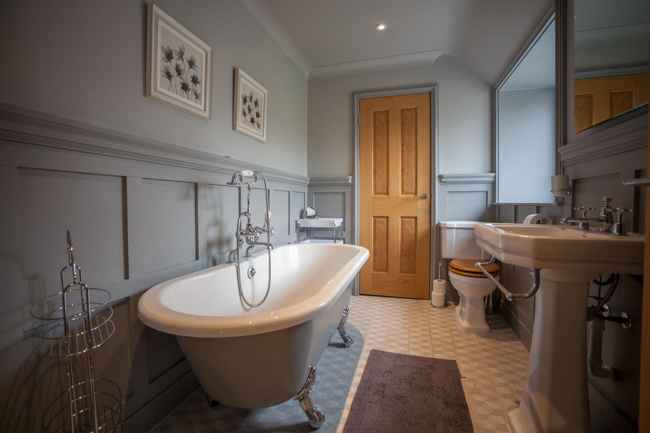 Ludlow - Linnet House - Well Presented Townhouse With Parking - Perfect Location For Exploring On Foot, Sleeps Up To 8 Guests - Hosted By Rentmyhouse Экстерьер фото